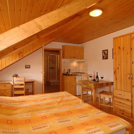 Vendégház életfa Eger