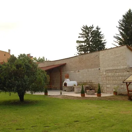 Vendégház életfa Eger